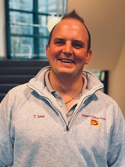 Thomas Levai bei Elektro Nußhart GmbH in Grasbrunn/Neukeferloh